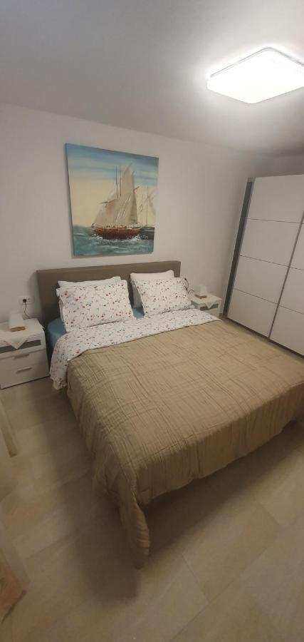 Hause Lupic Apartment Rab Town Luaran gambar