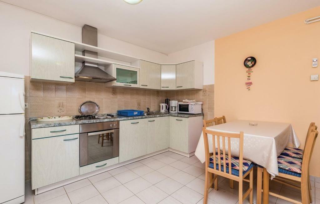 Hause Lupic Apartment Rab Town Luaran gambar