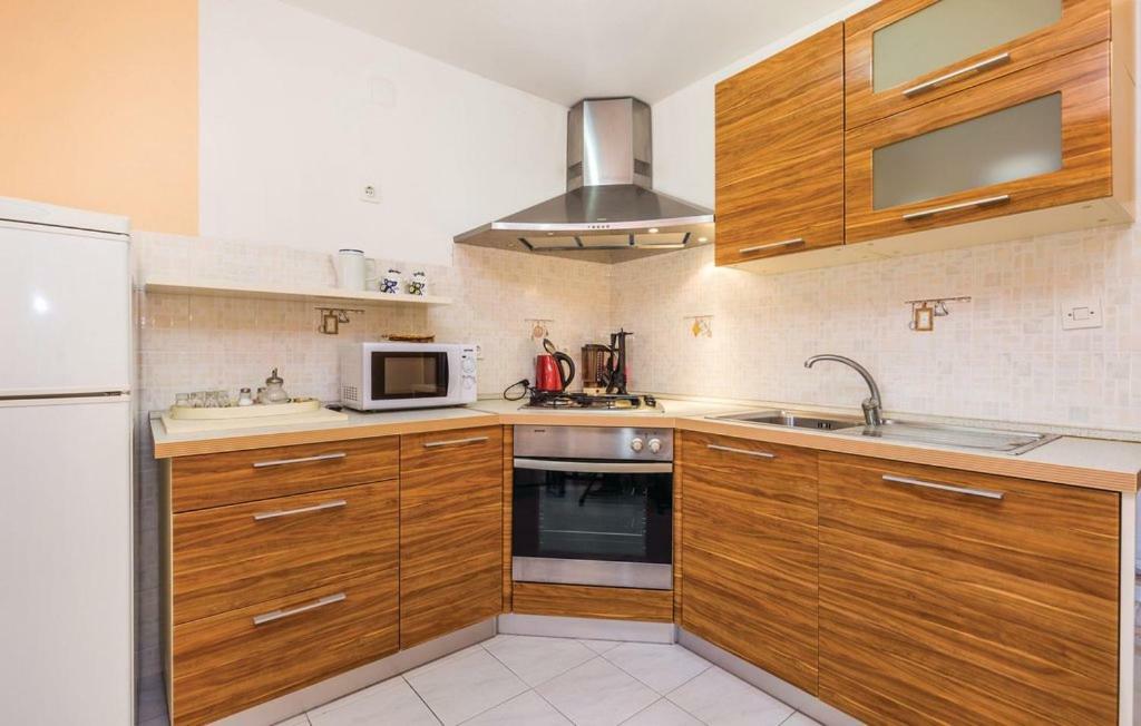 Hause Lupic Apartment Rab Town Luaran gambar